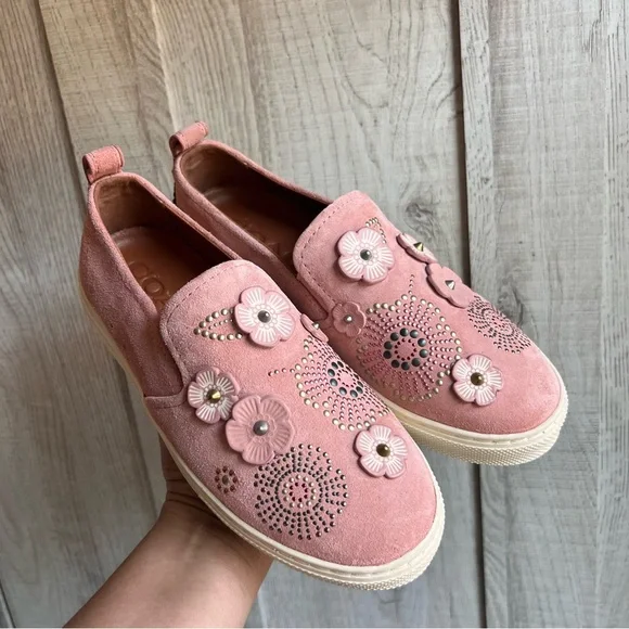 Coach Slip On Sneaker With Tea Rose Rivets - Picture 12 of 12